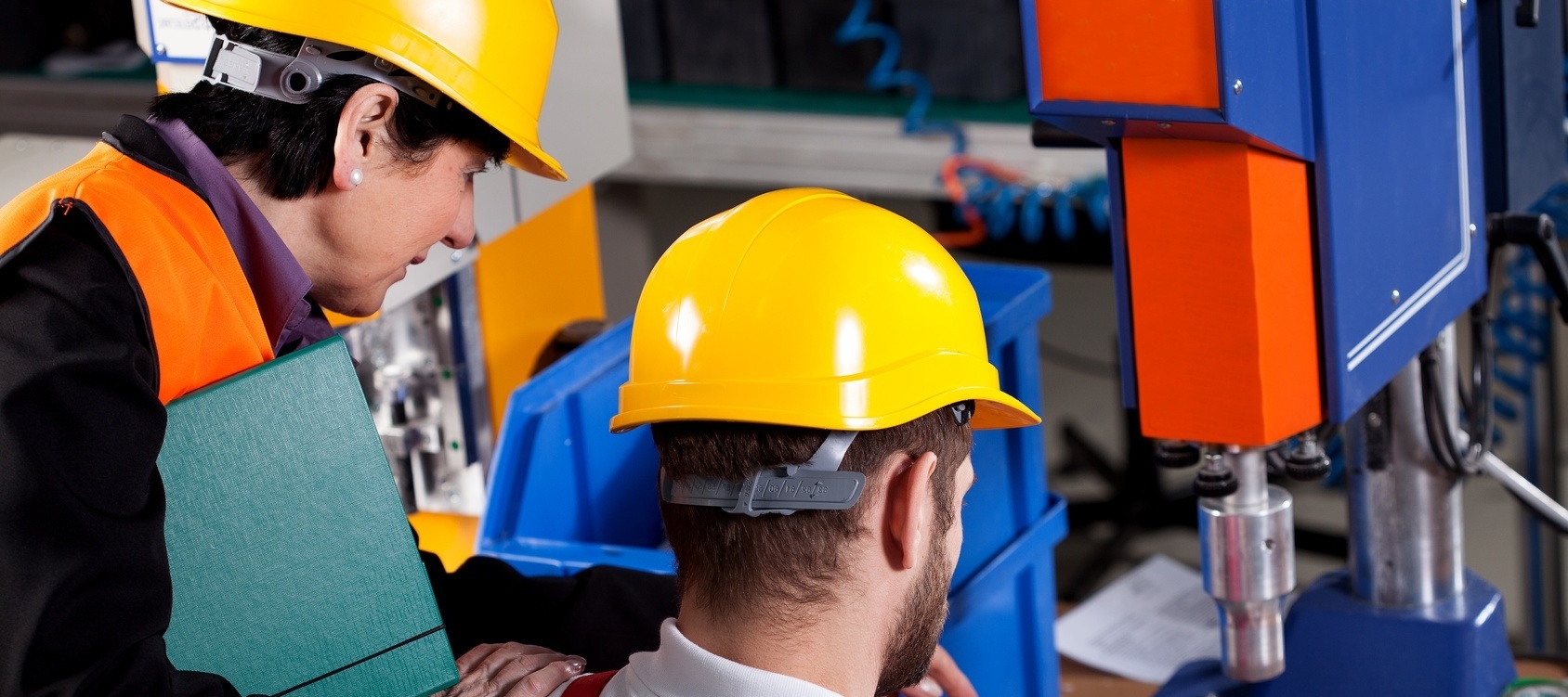 factory_yellow_hardhats-462474-edited